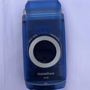 Braun Electric Razor for Men, M-60 Mobile ElectricShave, Washable, Blue